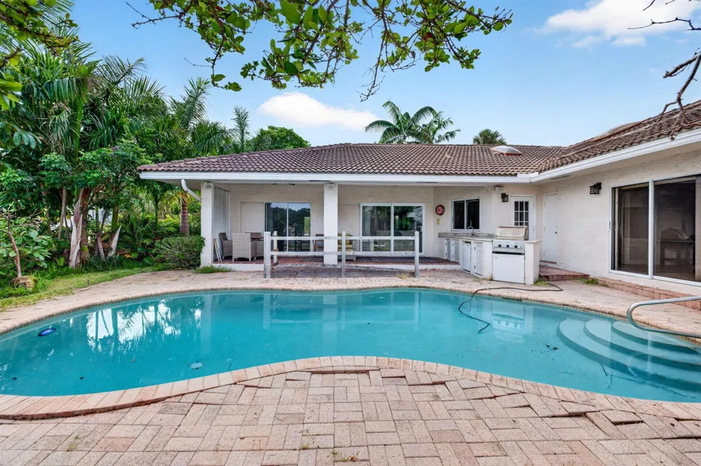 1920 E Terra Mar Drive Lauderdale By The Sea, FL 33062