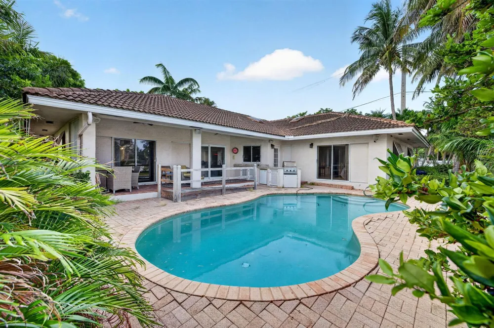 1920 E Terra Mar Drive Lauderdale By The Sea, FL 33062
