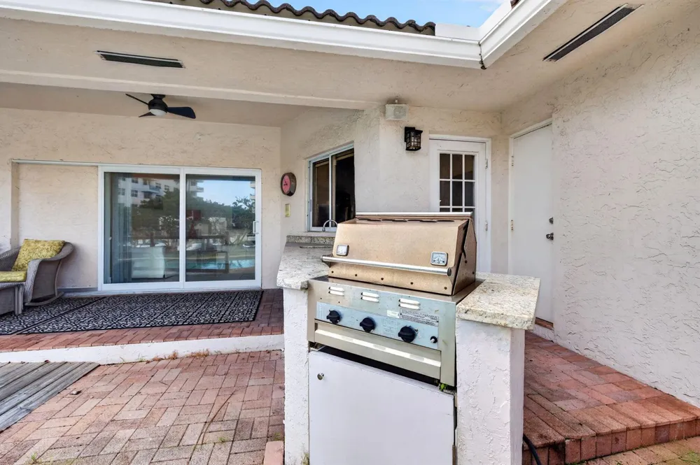 1920 E Terra Mar Drive Lauderdale By The Sea, FL 33062