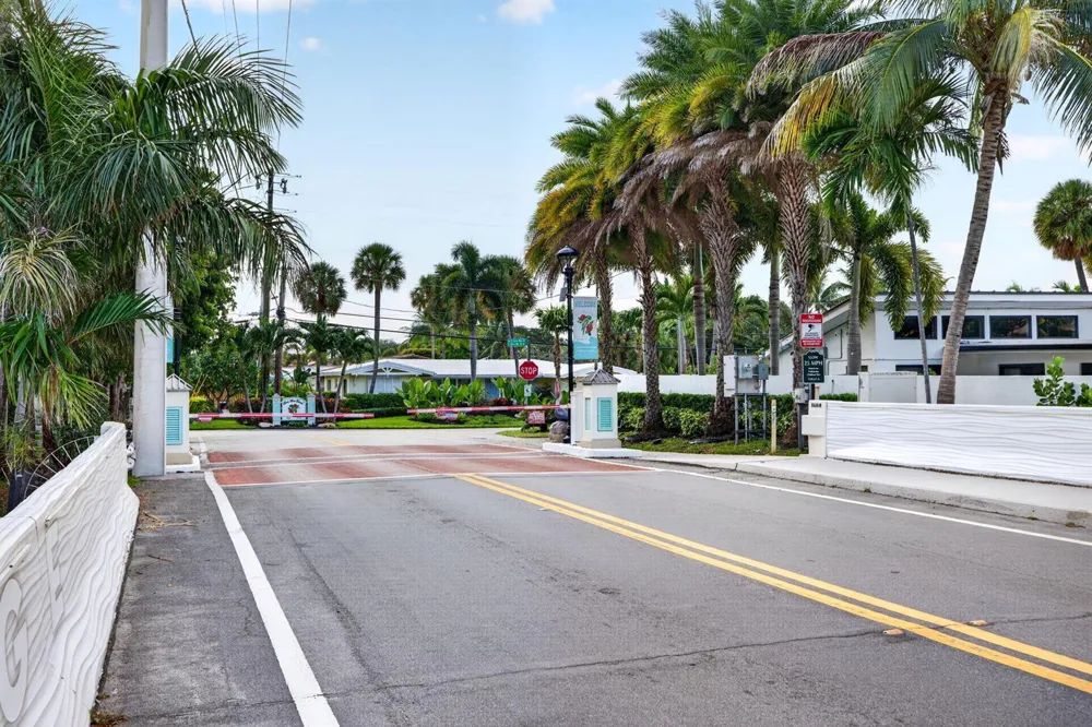 1920 E Terra Mar Drive Lauderdale By The Sea, FL 33062