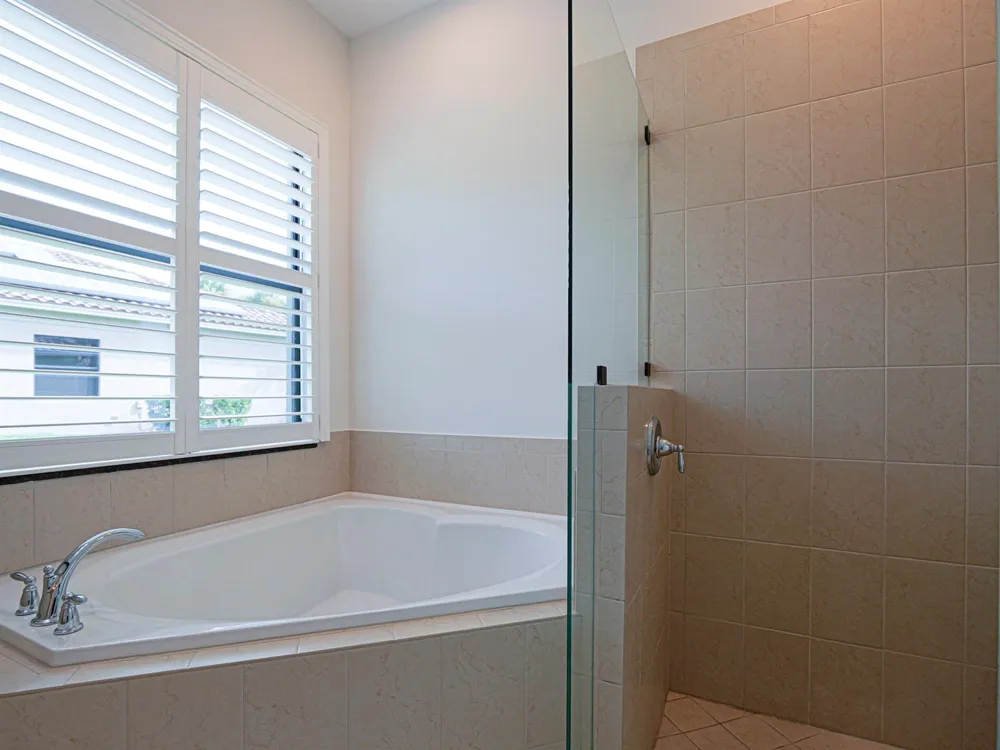 5527 57TH WAY Vero Beach, FL 32967