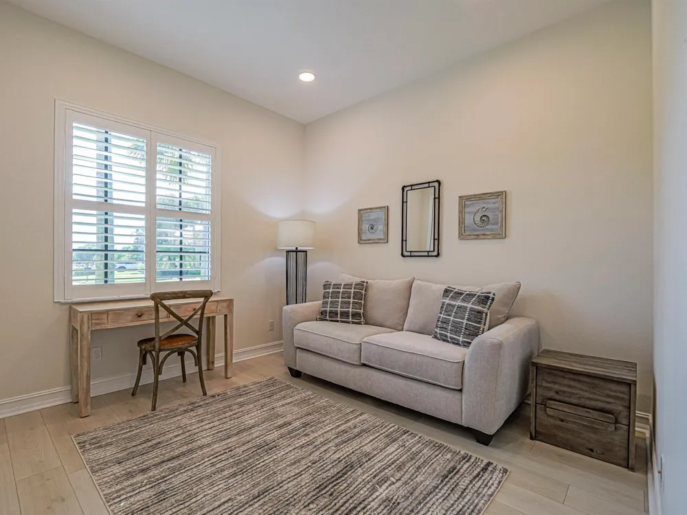 5527 57TH WAY Vero Beach, FL 32967