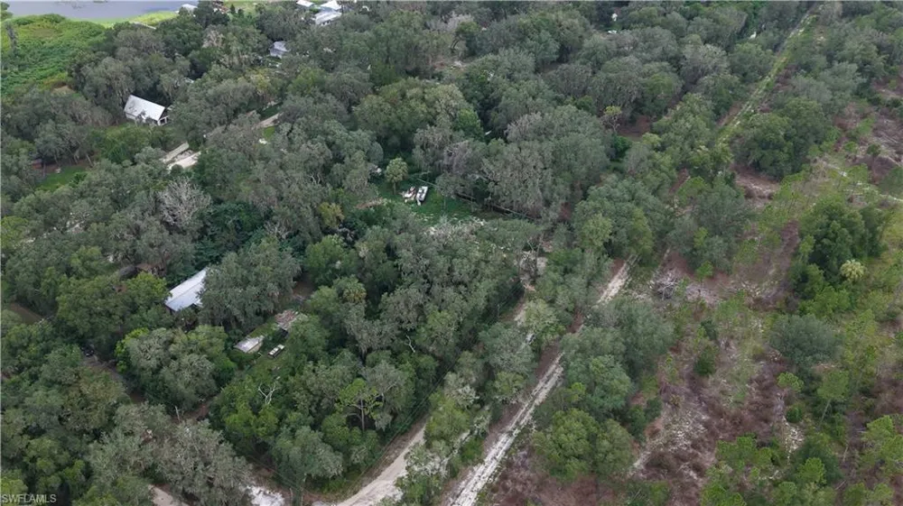  Hawthorne, FL 32640
