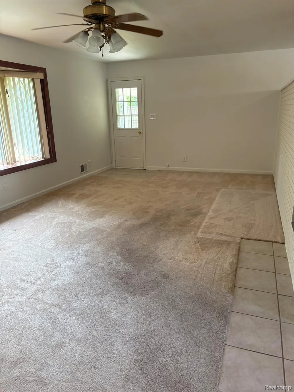 32223 Woodbrook Drive Wayne City, MI 48184