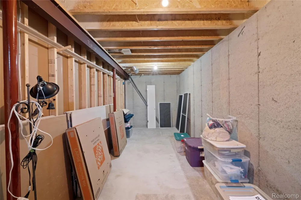 16351 Silver Fox Circle Fenton Charter Township, MI 48451