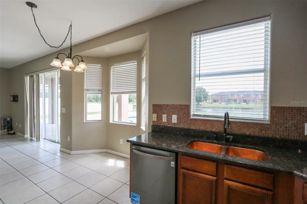 9018 PINEBREEZE DRIVE Riverview, FL 33578
