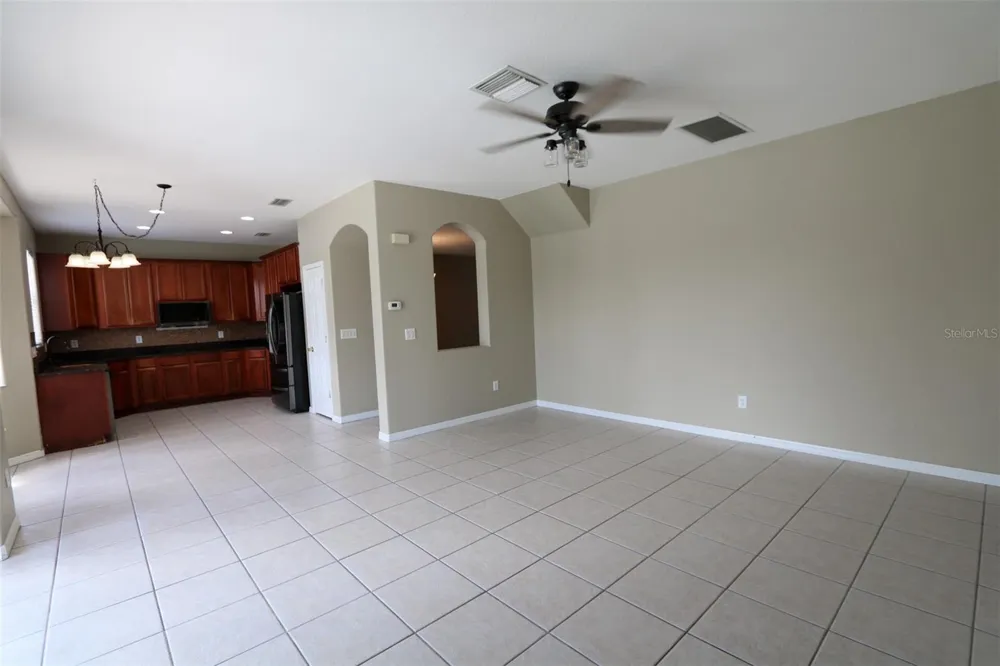 9018 PINEBREEZE DRIVE Riverview, FL 33578