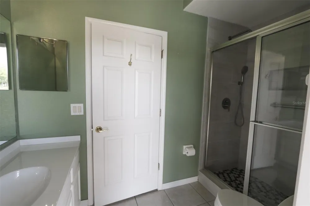 9018 PINEBREEZE DRIVE Riverview, FL 33578
