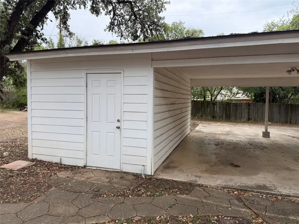 1005 Hazelton Street San Marcos, TX 78666