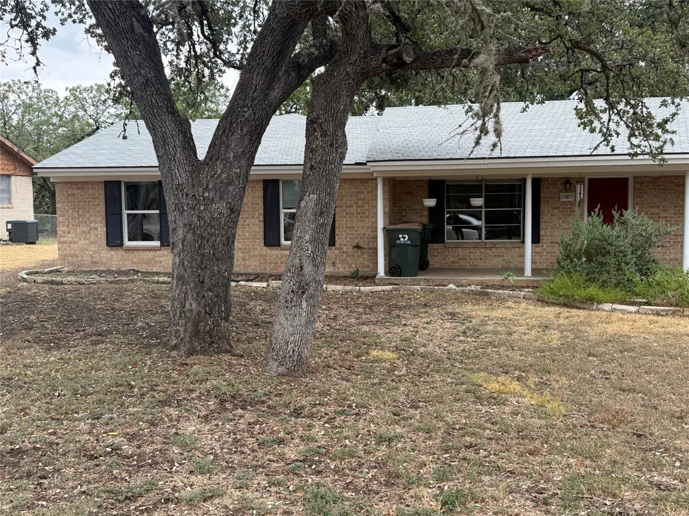 1005 Hazelton Street San Marcos, TX 78666