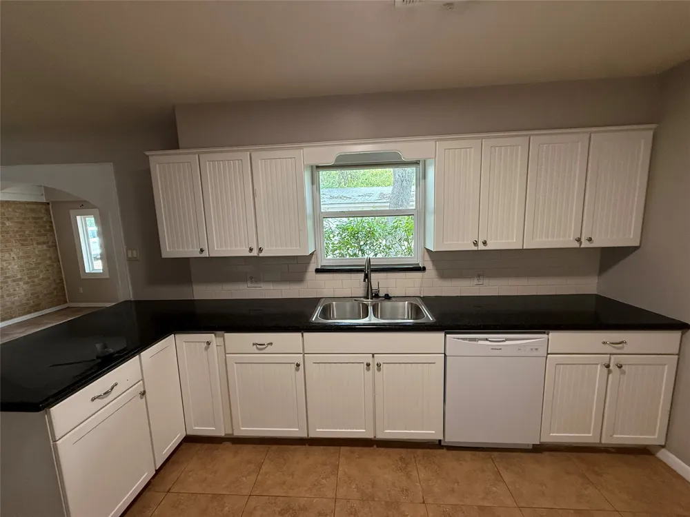 1005 Hazelton Street San Marcos, TX 78666