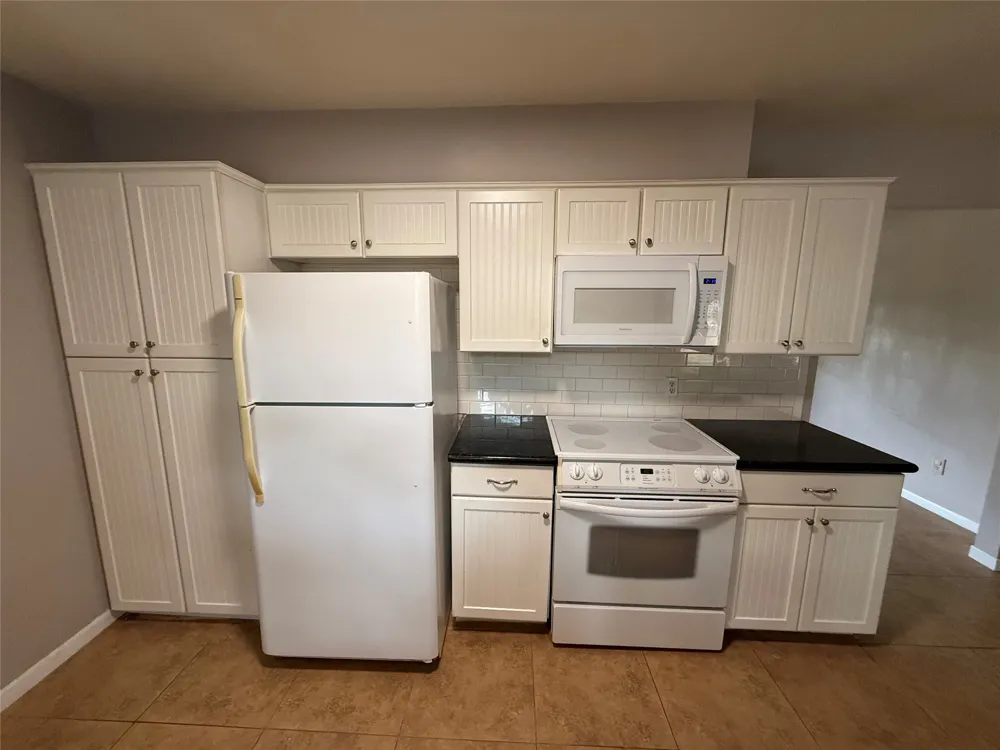 1005 Hazelton Street San Marcos, TX 78666