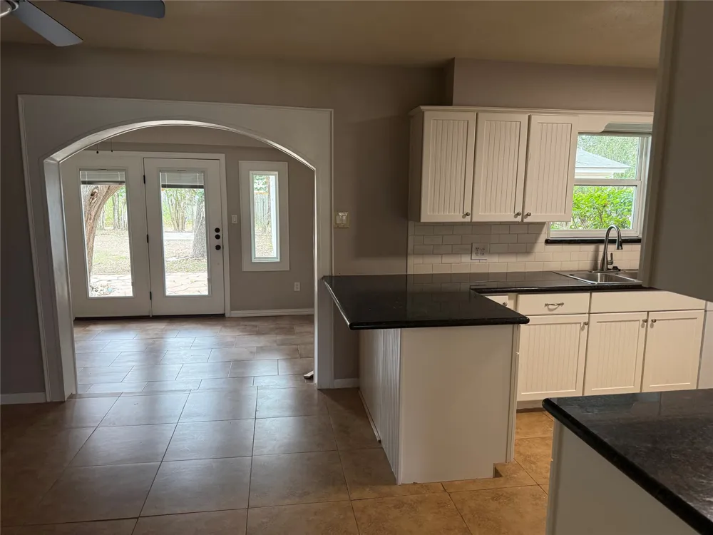 1005 Hazelton Street San Marcos, TX 78666