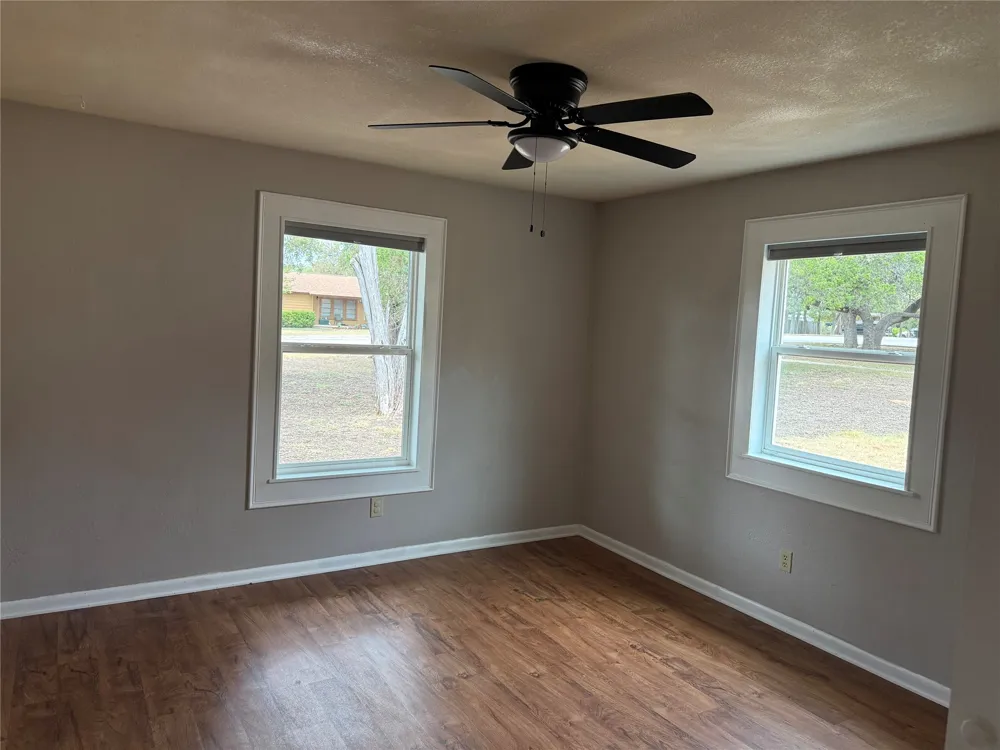 1005 Hazelton Street San Marcos, TX 78666