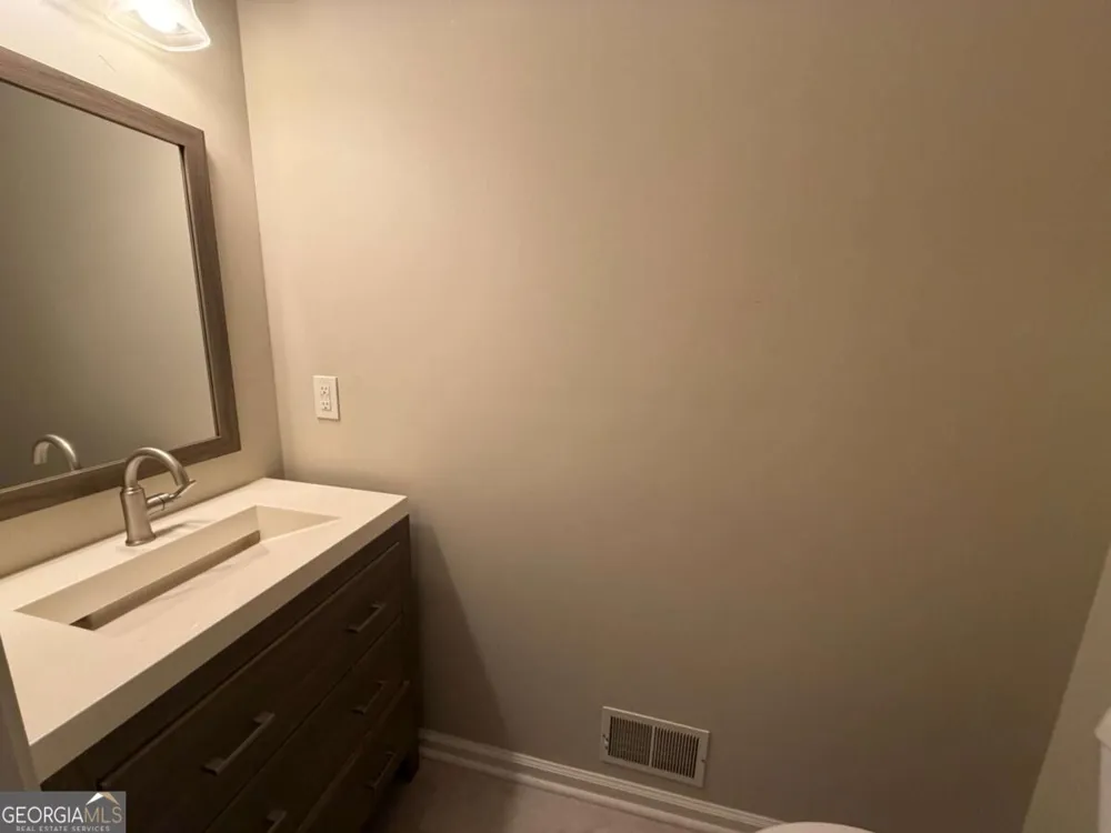 1970 Wynfield Point DR Buford, GA 30519