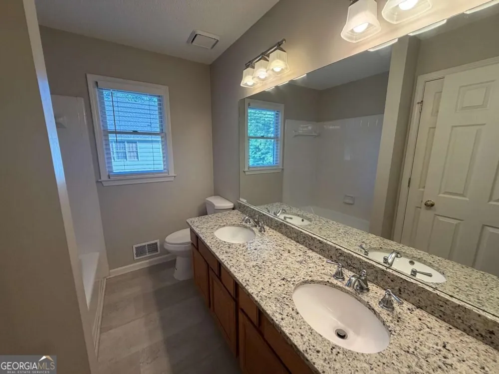 1970 Wynfield Point DR Buford, GA 30519
