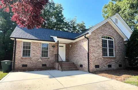 106 Aljen Court