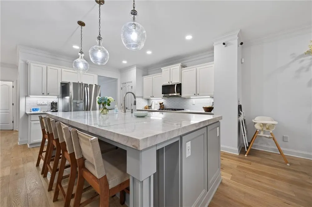 3880 Fairhill Point Alpharetta, GA 30004