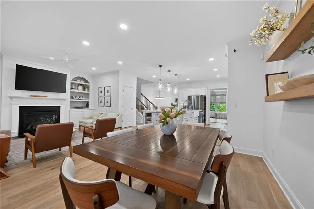 3880 Fairhill Point Alpharetta, GA 30004