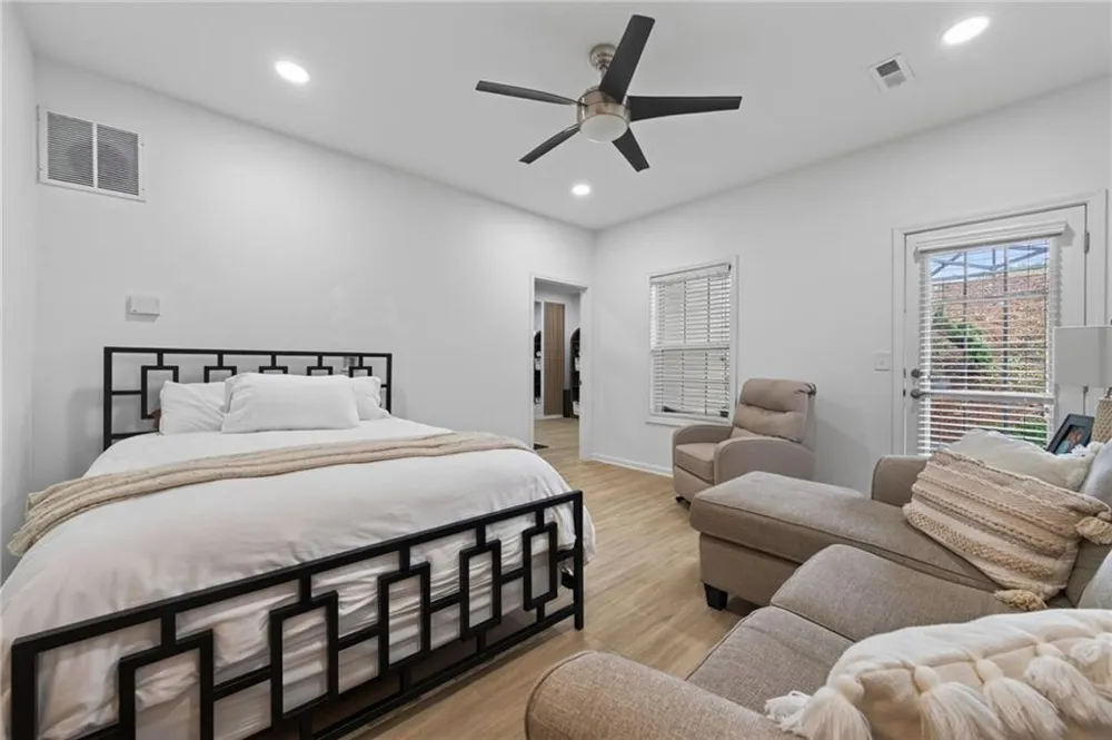 3880 Fairhill Point Alpharetta, GA 30004
