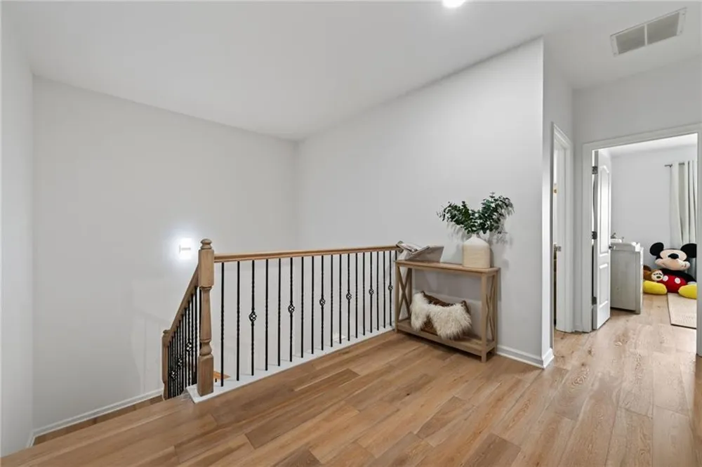 3880 Fairhill Point Alpharetta, GA 30004