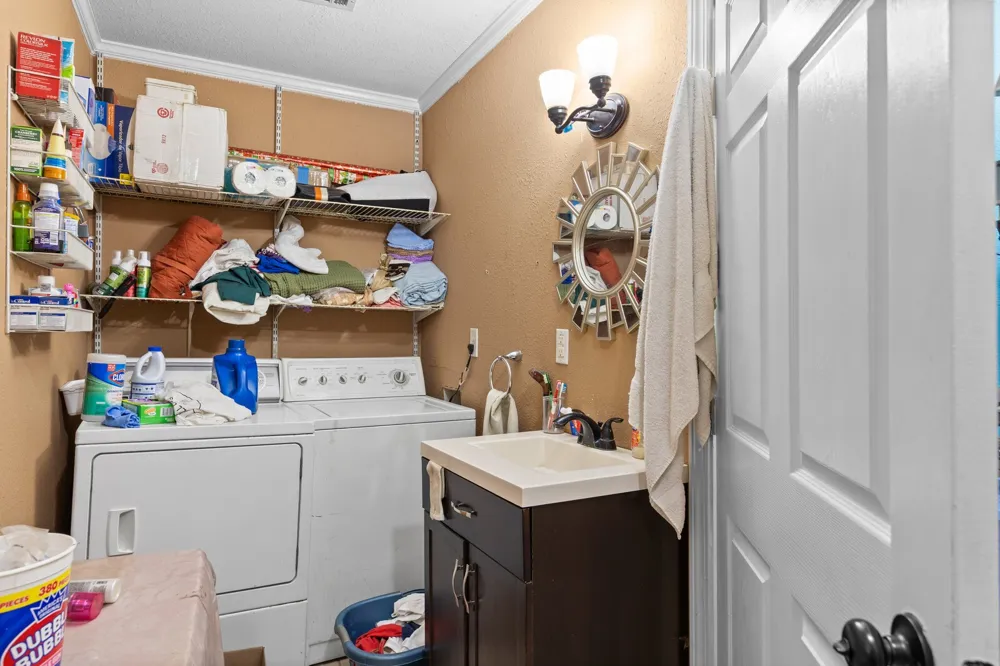 1412 Oaklawn Street Bellmead, TX 76705