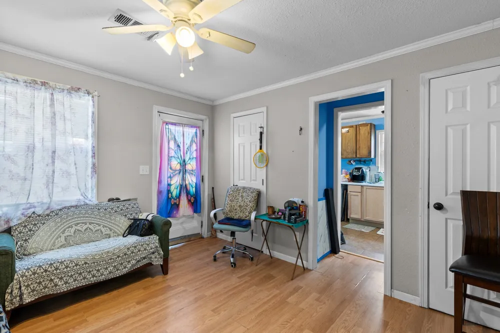 1412 Oaklawn Street Bellmead, TX 76705