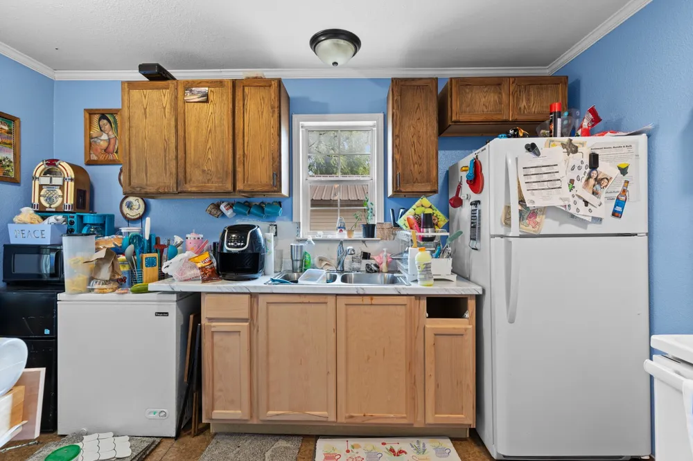 1412 Oaklawn Street Bellmead, TX 76705