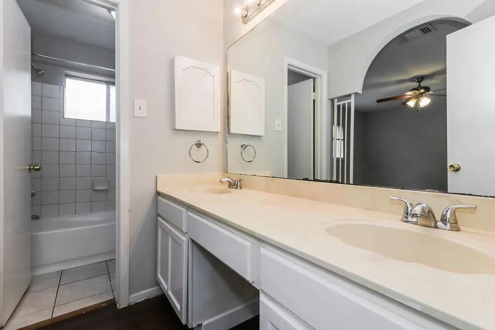 20015 Bishops Gate Lane Humble, TX 77338