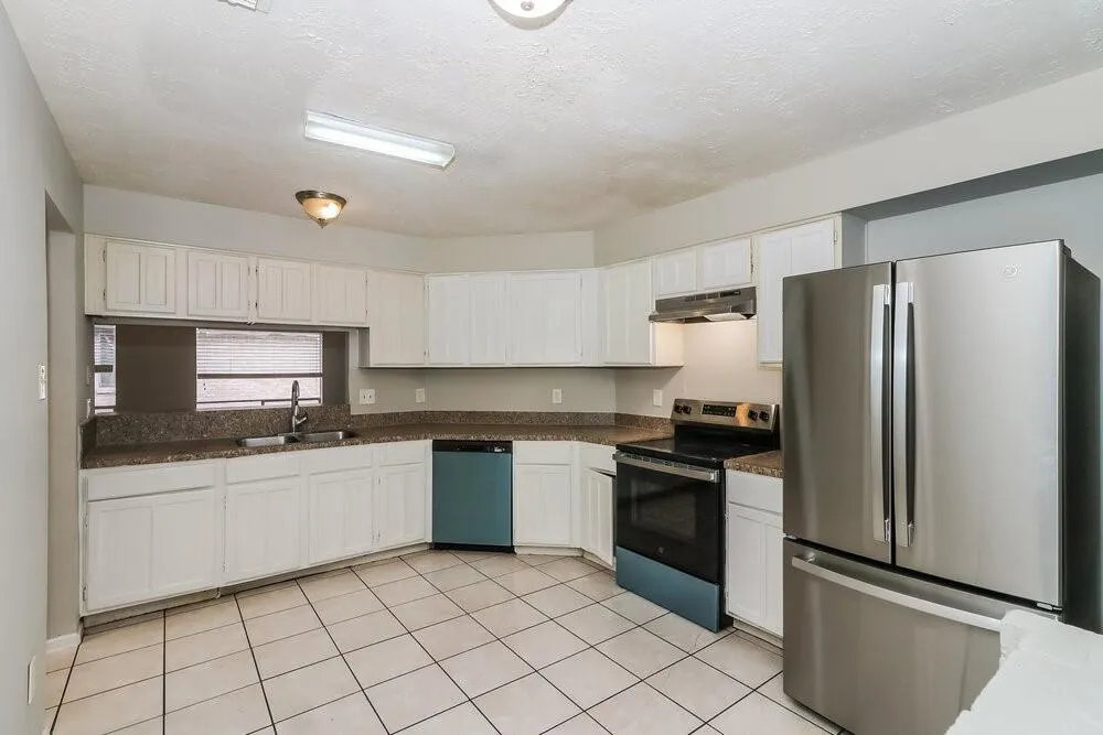 20015 Bishops Gate Lane Humble, TX 77338