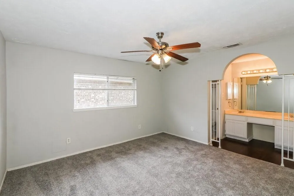 20015 Bishops Gate Lane Humble, TX 77338