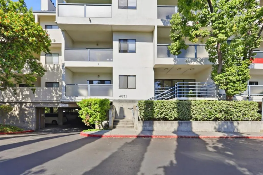 4671 Albany Circle #109 San Jose, CA 95129