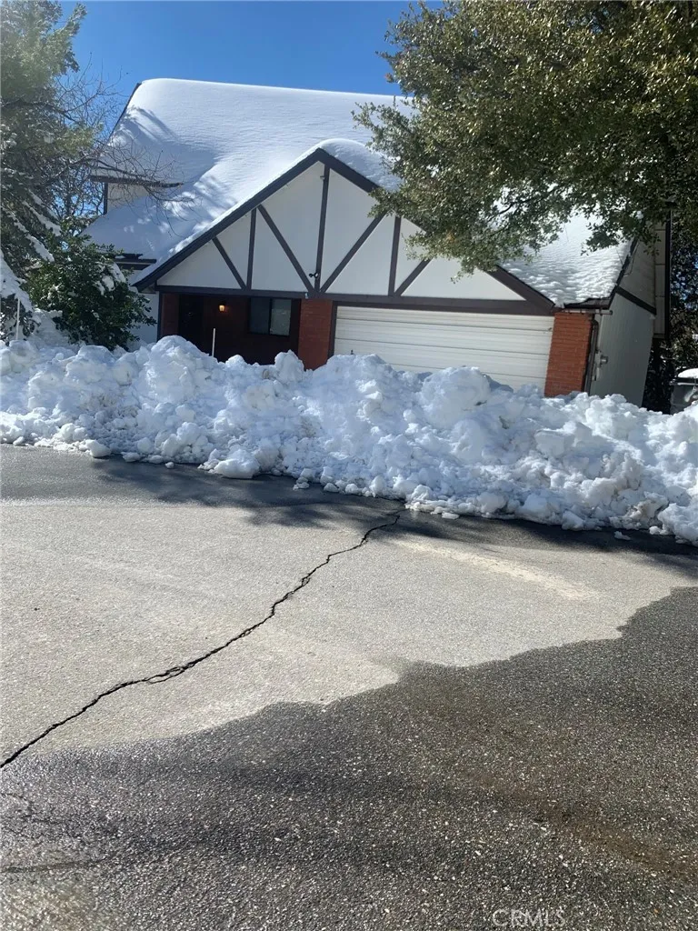 1228 Acadia Lake Arrowhead, CA 92352
