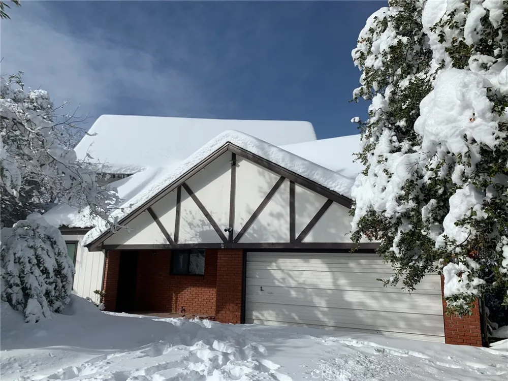 1228 Acadia Lake Arrowhead, CA 92352