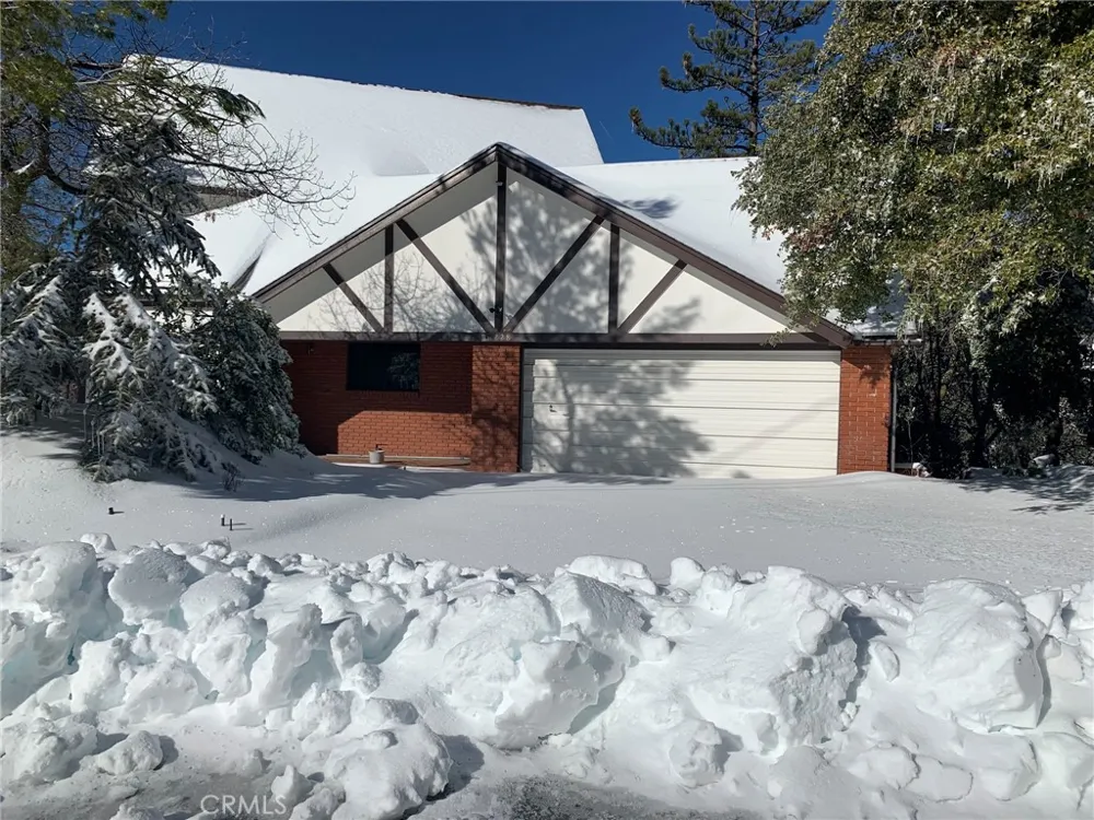 1228 Acadia Lake Arrowhead, CA 92352