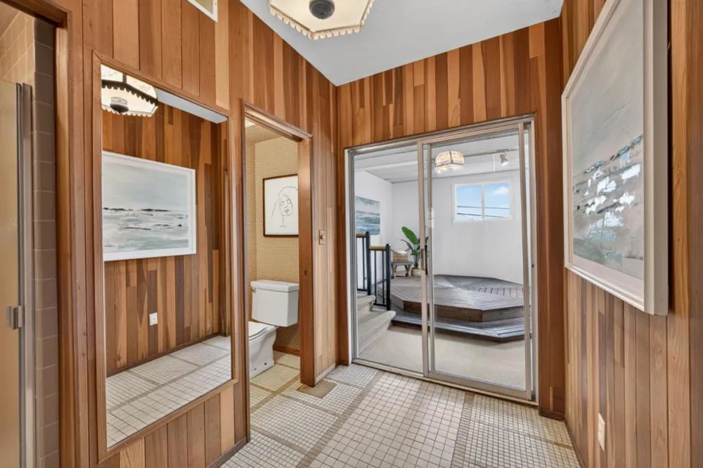 1516 Alturas Drive Burlingame, CA 94010