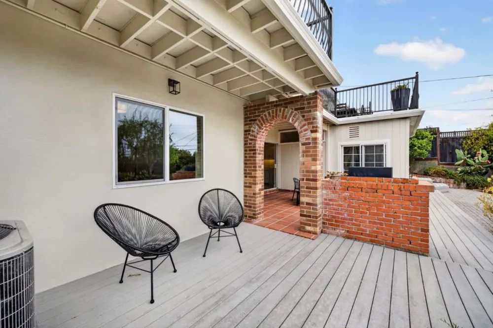1516 Alturas Drive Burlingame, CA 94010