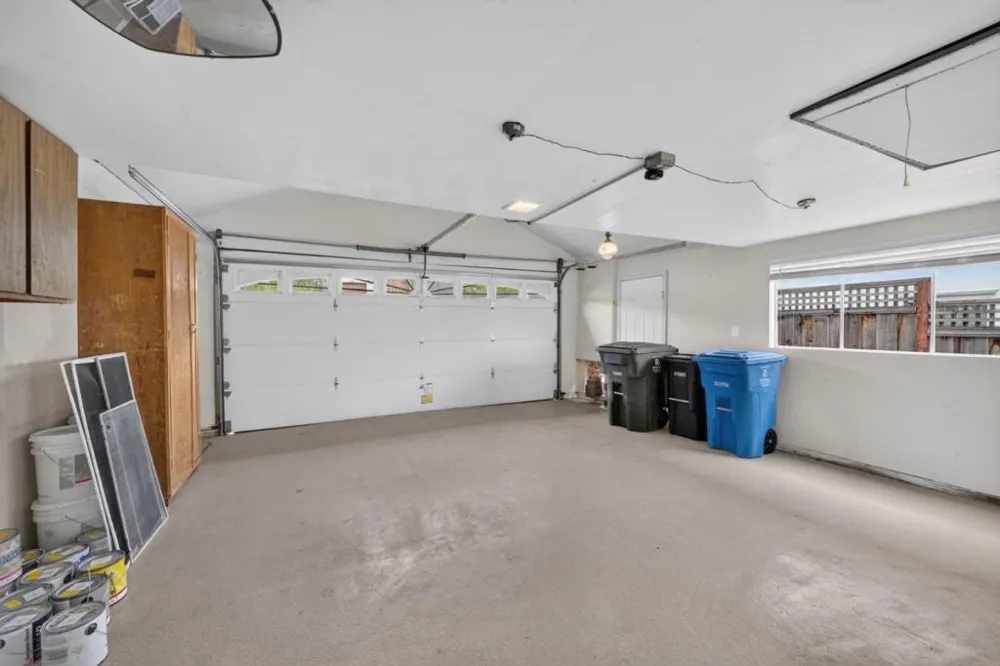 1516 Alturas Drive Burlingame, CA 94010