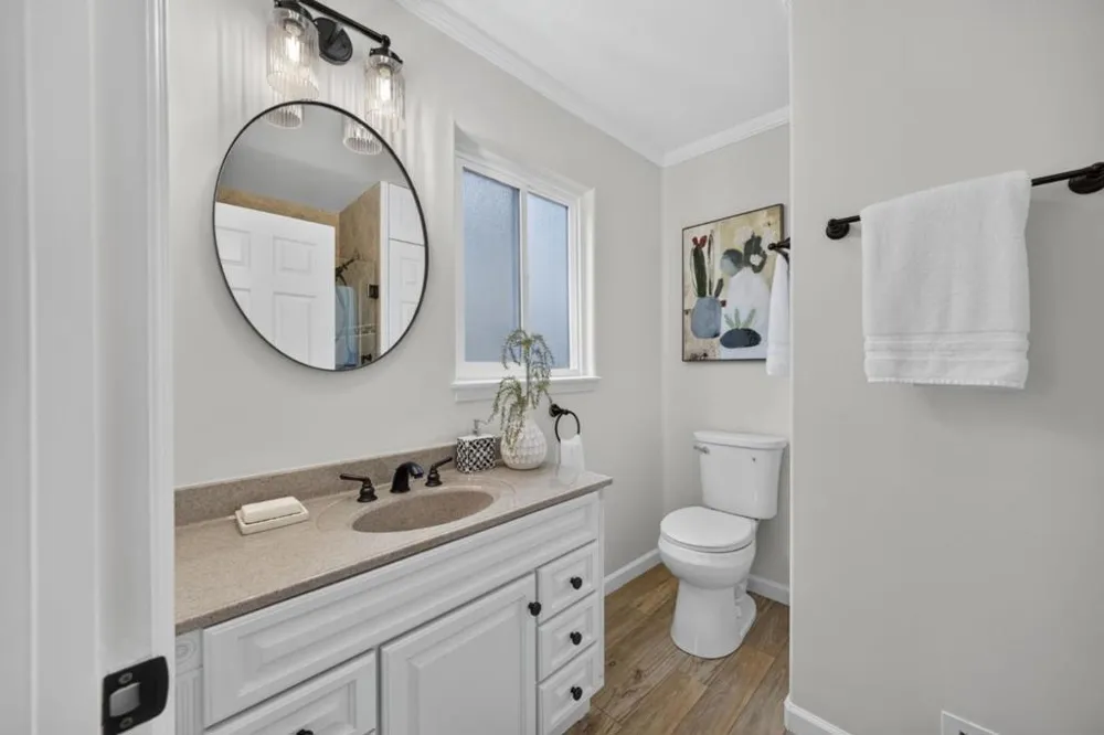 1516 Alturas Drive Burlingame, CA 94010