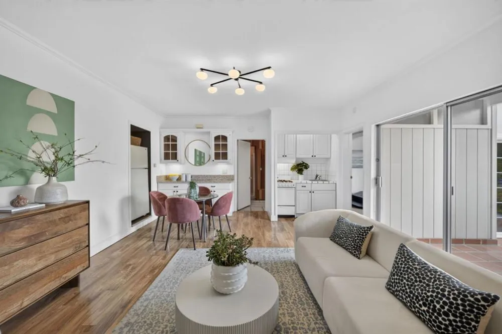 1516 Alturas Drive Burlingame, CA 94010
