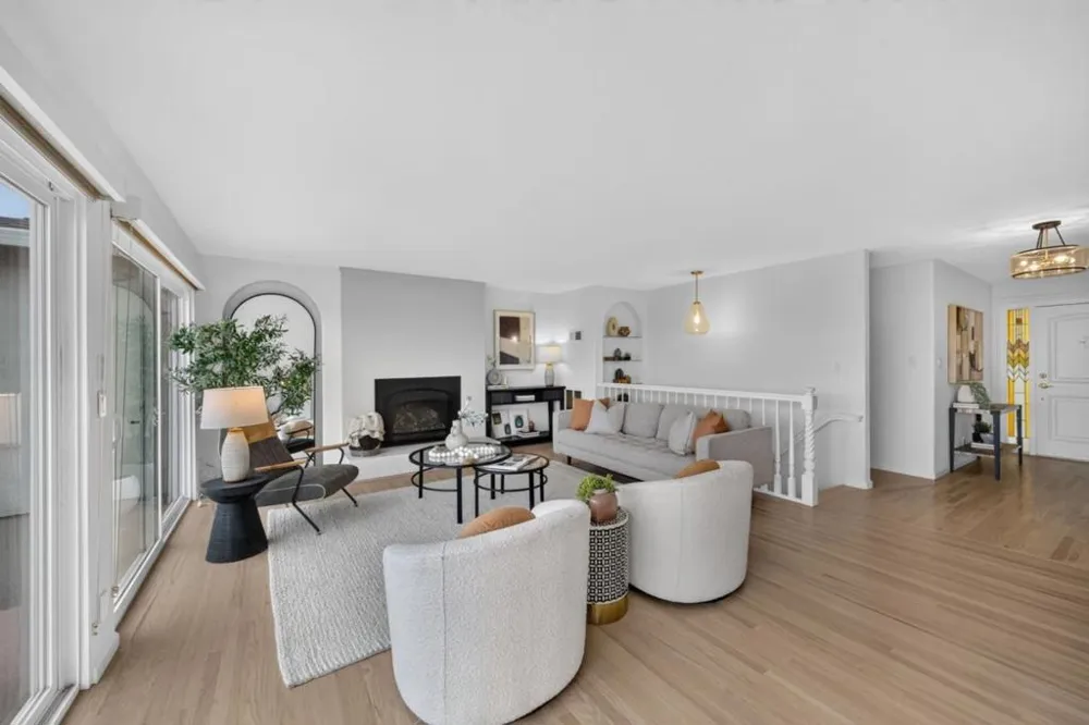 1516 Alturas Drive Burlingame, CA 94010