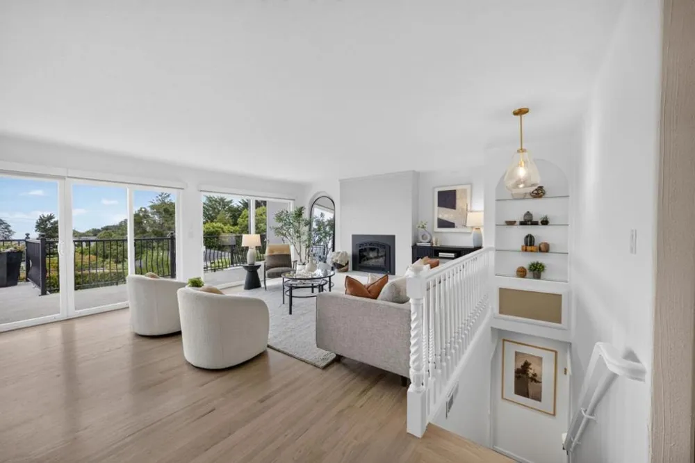 1516 Alturas Drive Burlingame, CA 94010