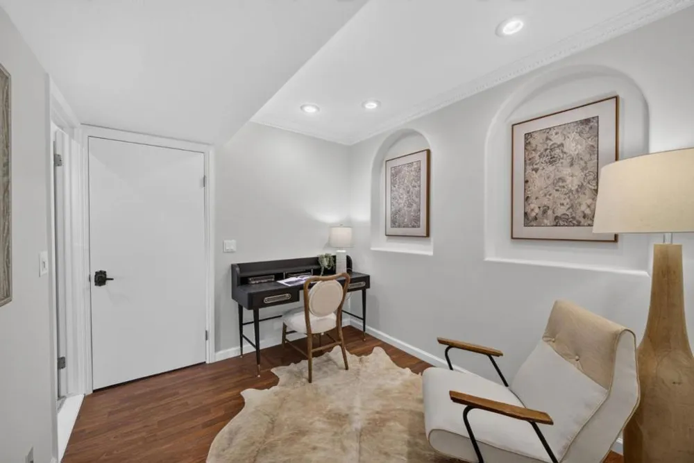 1516 Alturas Drive Burlingame, CA 94010