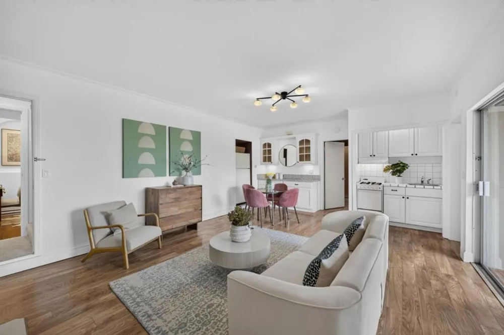 1516 Alturas Drive Burlingame, CA 94010