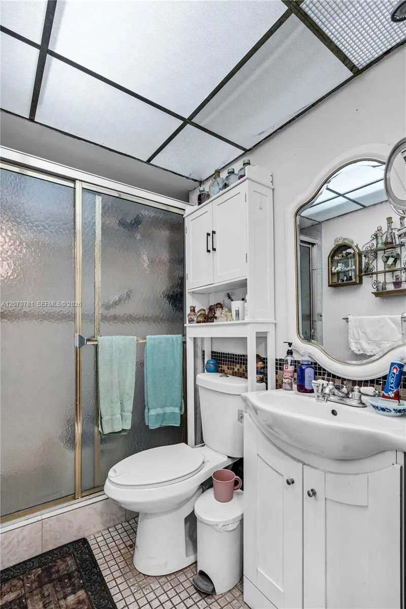 10442 Sunrise Lakes Blvd #312 Sunrise, FL 33322