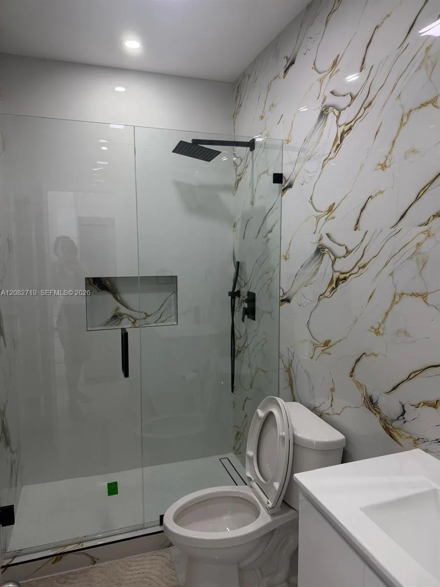 15129 SW 173rd Ter #1 Miami, FL 33187
