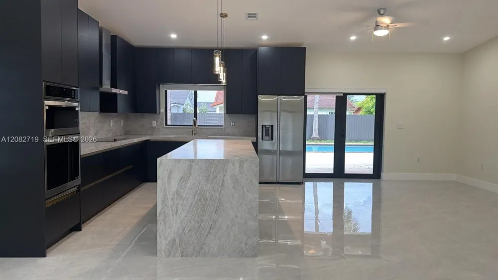 15129 SW 173rd Ter #1 Miami, FL 33187
