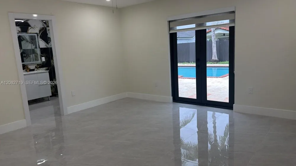 15129 SW 173rd Ter #1 Miami, FL 33187