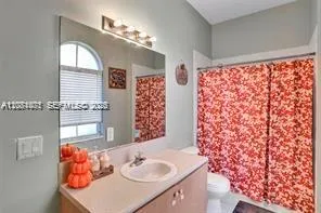 2240 NE 37th Rd Homestead, FL 33033