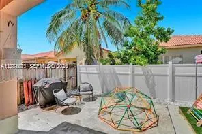 2240 NE 37th Rd Homestead, FL 33033